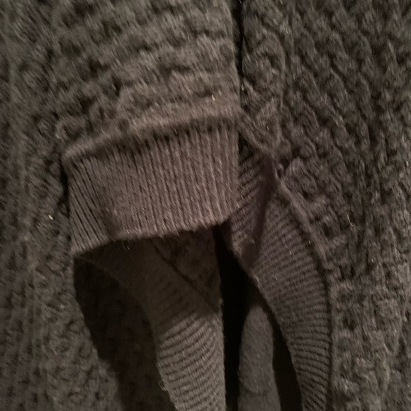 ❤️ VINCE Coat Style Sweater in Navy w/ Novelty Knit! - Picture 3 of 5